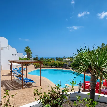 Camel's Spring Club Costa Teguise