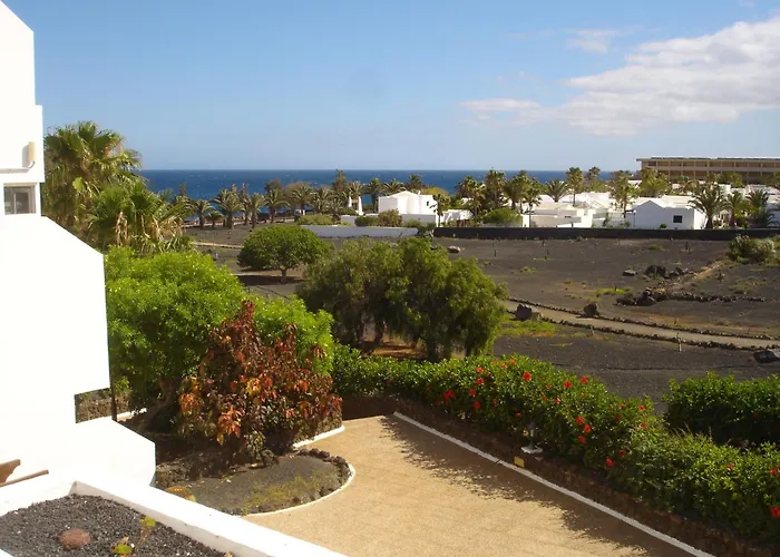 Camel's Spring Club Апартаменты *