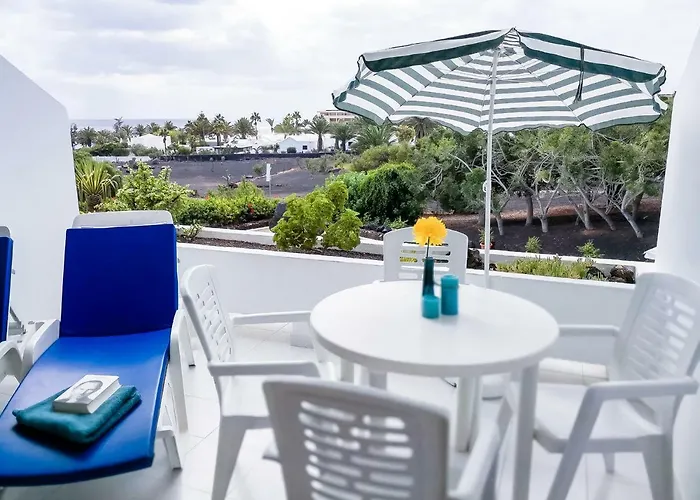 Camel's Spring Club *