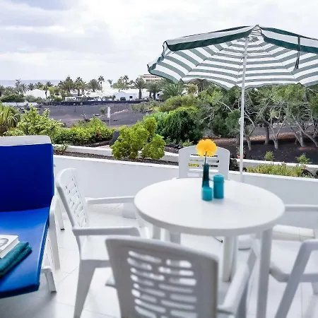 Camel's Spring Club *