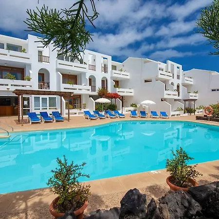 Camel's Spring Club Costa Teguise