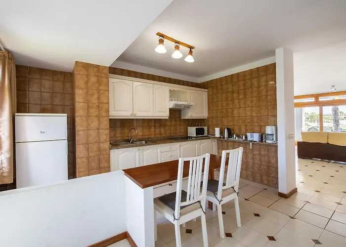 骆驼温泉俱乐部酒店 科斯塔特吉塞