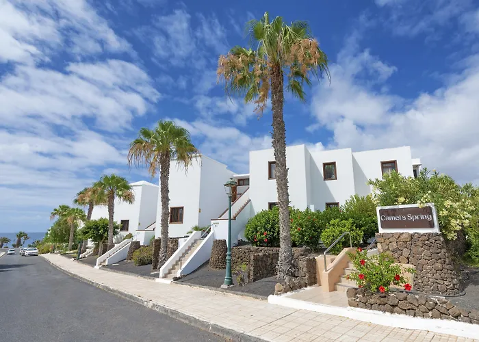 骆驼温泉俱乐部酒店