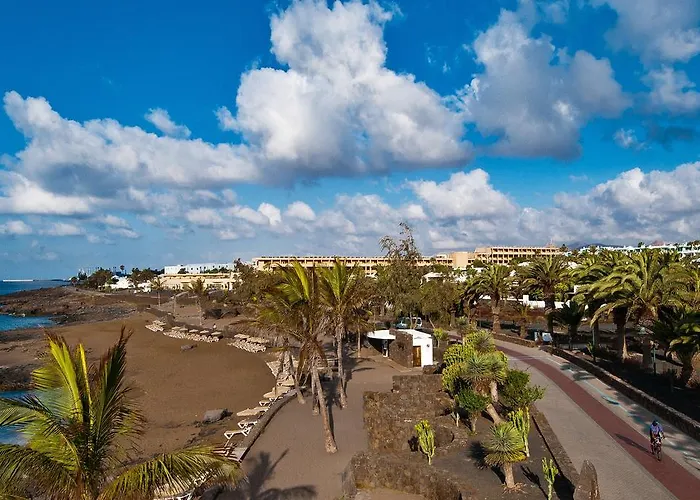 骆驼温泉俱乐部酒店