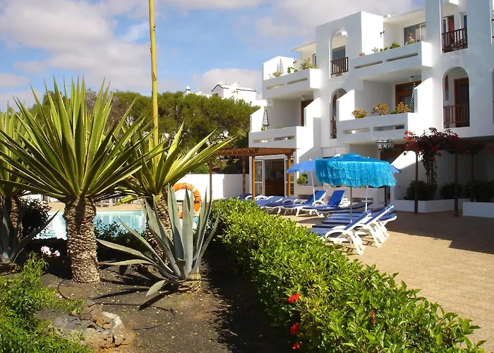 骆驼温泉俱乐部酒店