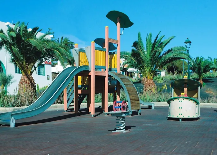 骆驼温泉俱乐部酒店