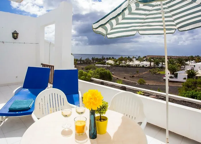 骆驼温泉俱乐部酒店 *